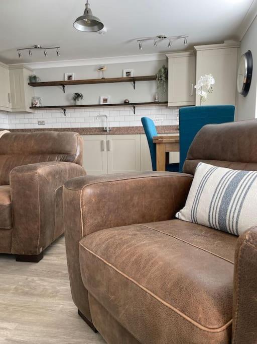 Seaside Modern Apartment Вествард Хо Экстерьер фото